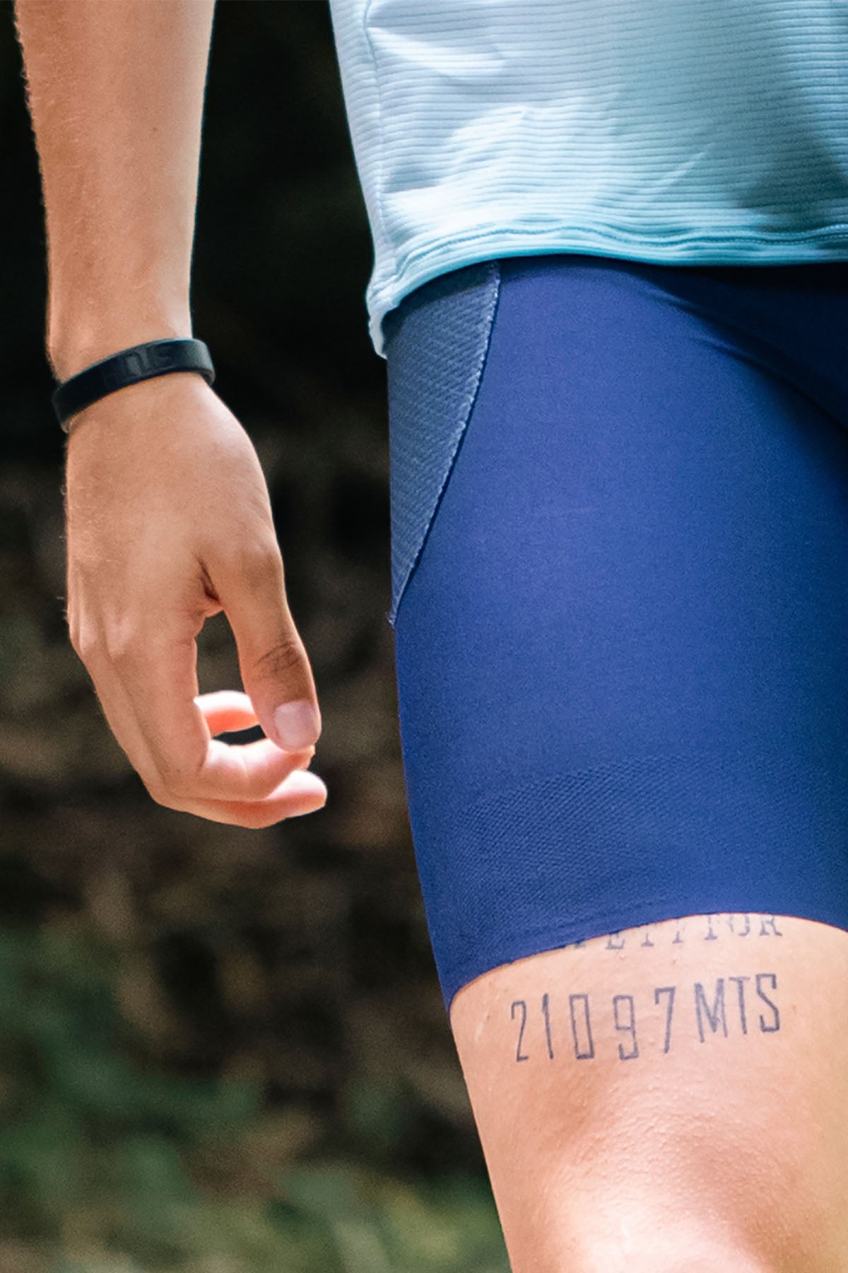 LICRA RUNNING SIN COSTURAS AZUL HOMBRE