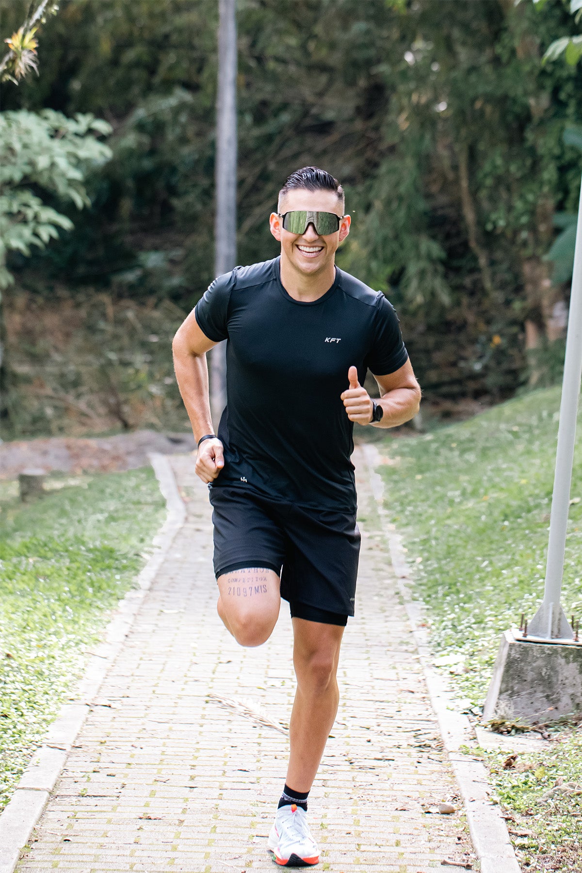 CAMISETA RUNNING MC TELA FRIA NEGRA